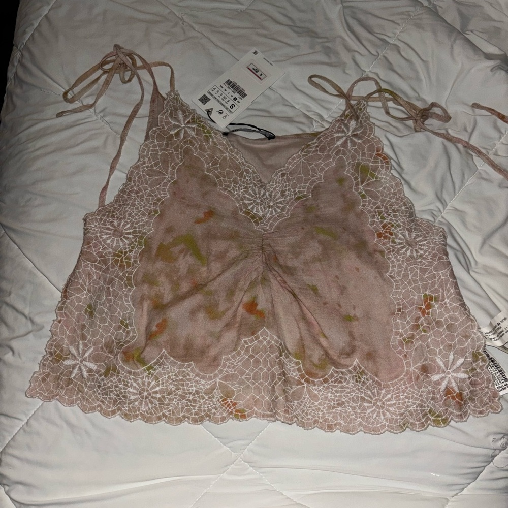Zara Pink Floral Lace Crop Top
